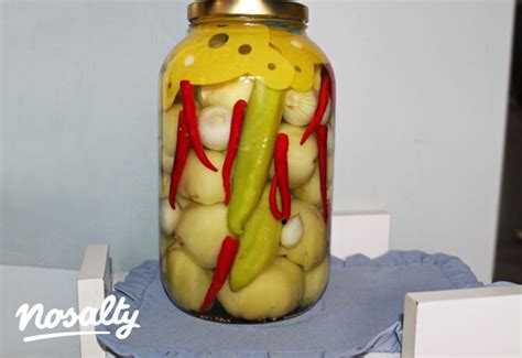 Zöldpaprika savanyúság üvegben