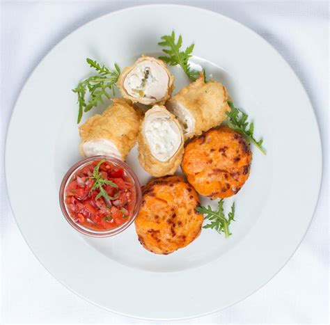 Konyakozó Pub Pizzeria Salgótarján épülete