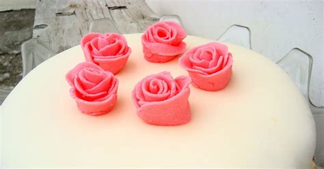 Fondant rózsák készítése