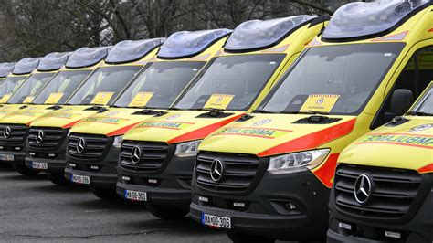 Mentőautó a legmodernebb felszereléssel