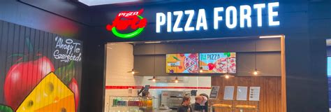 Pizza Forte étterem belső képe