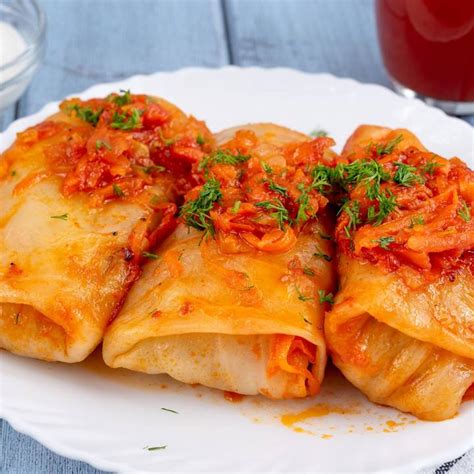 Rétegezett töltött káposzta a fazékban