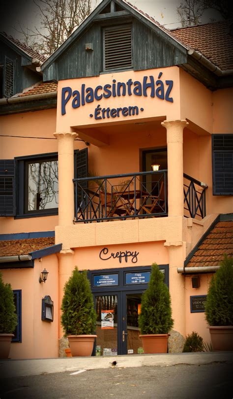 A Creppy Palacsintaház épülete Miskolcon