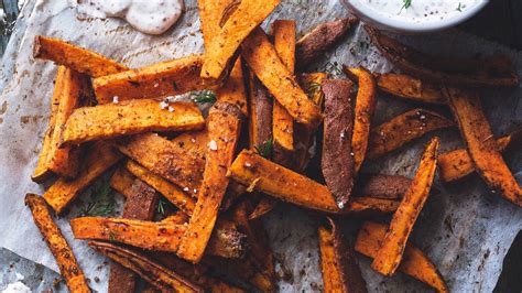 Sült édesburgonya hasábok fűszerekkel