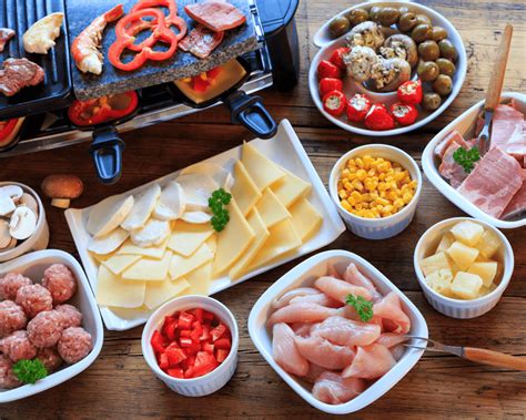 raclette kiegészítők és zöldségek