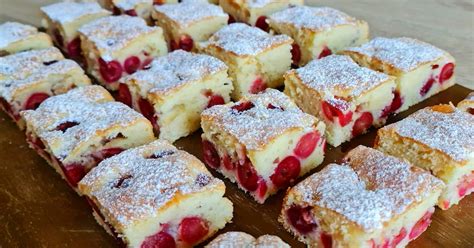 Joghurtos cseresznyés tea felszolgálva
