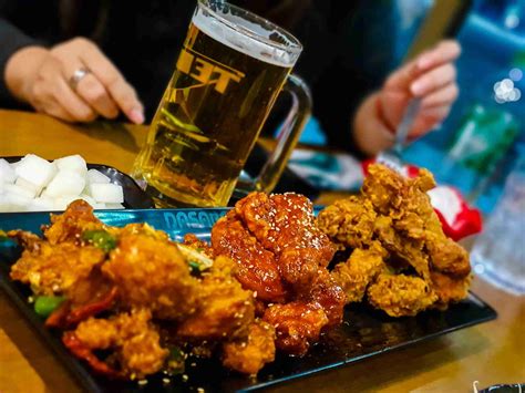 Korean fried chicken with beer