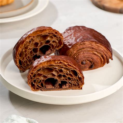 double croissant félbevágva