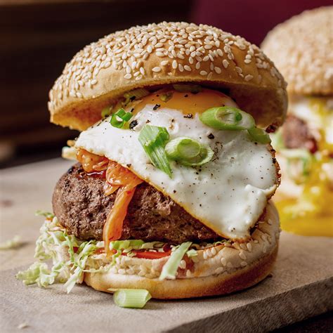 Berlini burger köretekkel