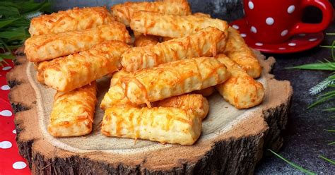 készre sütött túrós rudak