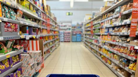 Egy modern szupermarket kenyérpultja, ahol Wasa termékek is megtalálhatóak