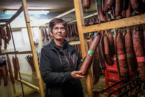 A hideg és meleg füstölés közötti különbségek
