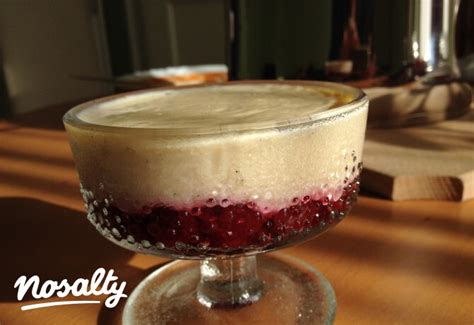 sűrű, sima vaníliás puding