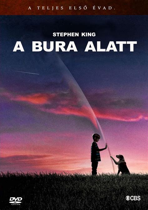 Sütitartó búra alatt tárolt muffinok