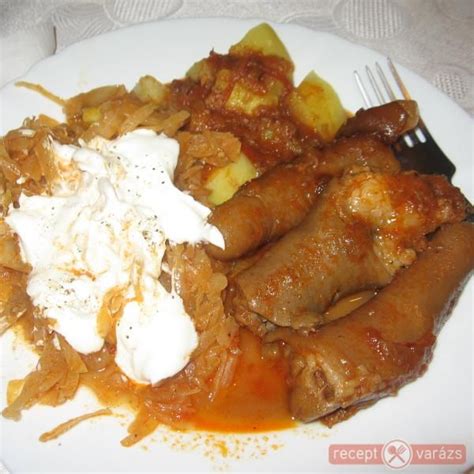 Pörkölt és magyaros ételek választéka