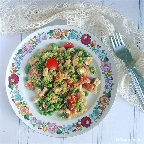 Színes csirkés quinoasaláta