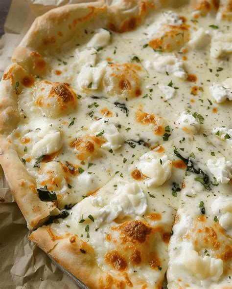Creamy white pizza sauce with roasted garlic