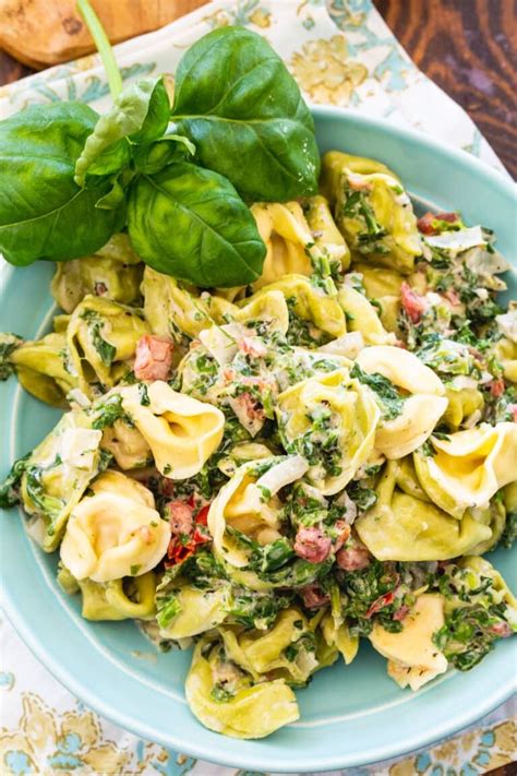 Tortellini töltelék elkészítése