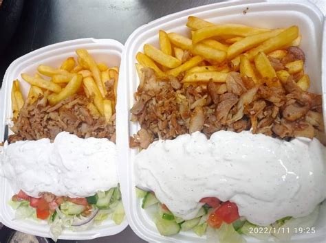Egy ínycsiklandó gyros tál Egerben