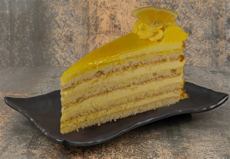 Citromtorta szelet levéllel
