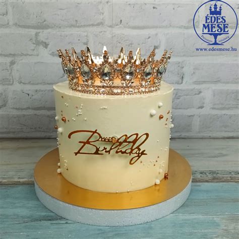 Ezüst koronás torta