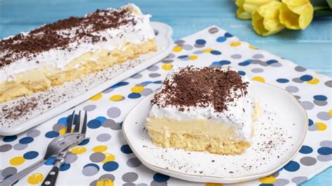 klasszikus madártej torta tálalása