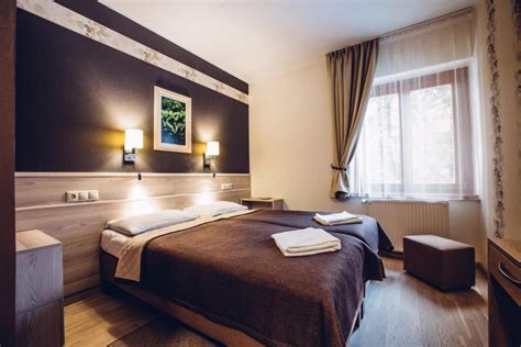 Esküvői rendezvények a Natur Hotel Kövestető parkjában