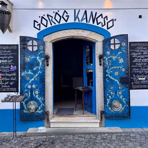 Görög Kancsó Étterem történelmi épülete és környezete