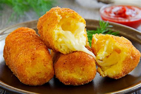 Olvadt sajt a fasírt közepén