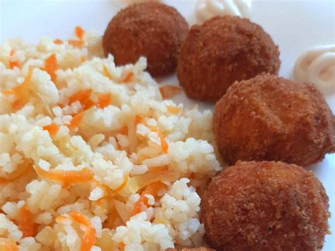 panírozott gombafejek sütés előtt