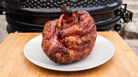Grillezett csülök kamado grillen
