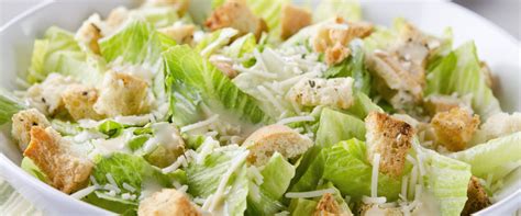 Lazacos cézár saláta