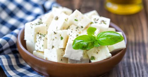 fűszeres feta sajt előétel