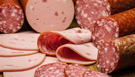 Feldolgozott húsok és felvágottak