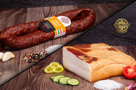 Magyar kolbász pirospaprikával és fokhagymával