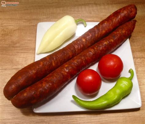 A kolbász metszéslapja, mely a minőségre utal