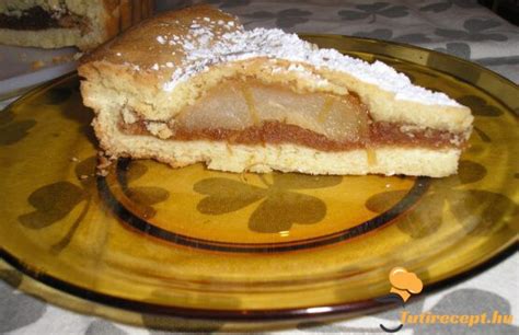 Vékonyra szeletelt körte