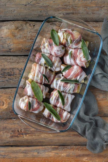 Változatos zöldségek baconbe tekerve