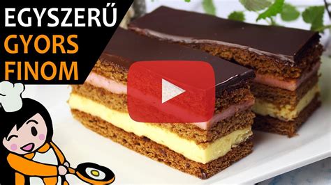 egy szelet sütemény az asztalon