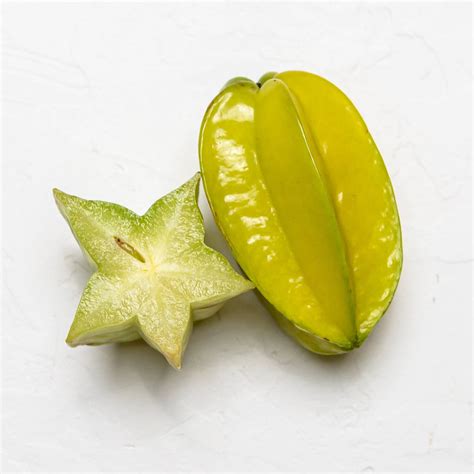 Karambola szeletelve