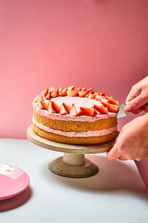 Torta szeletelés és töltés