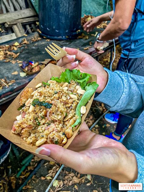 Street food árusok egy ázsiai piacon