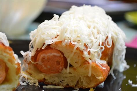 Virslis lángos frissen sütve