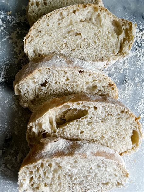 Ciabatta tészta dagasztása