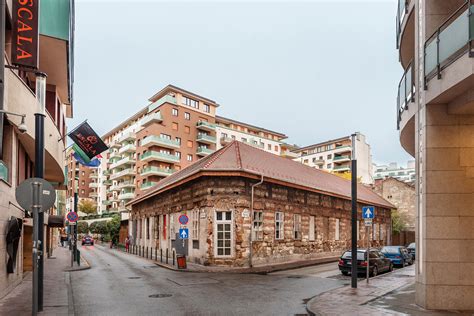 Corvin negyed utcakép gyrosossal