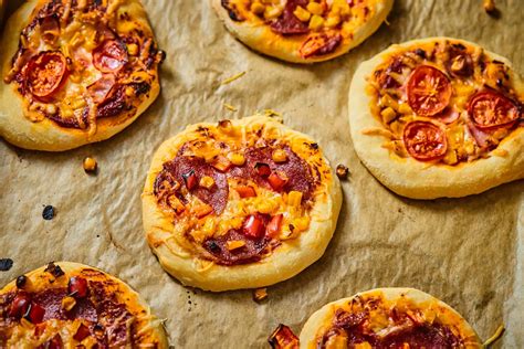Mini pizzák tálalási javaslata