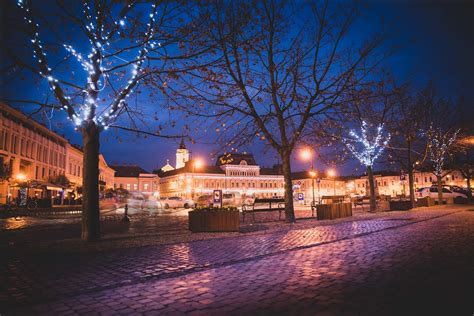 Baja város látképe a Dunával