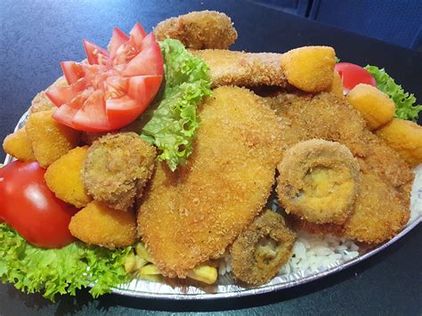 Vegyes sültes tálak