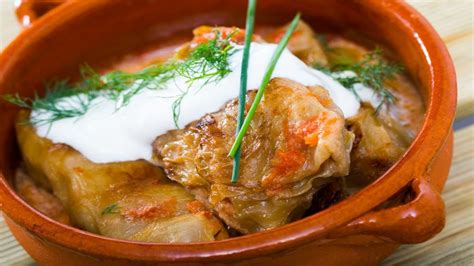 Vegetáriánus töltött káposzta