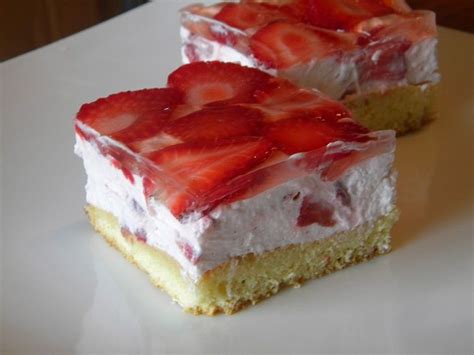 joghurtos sütemény szelet